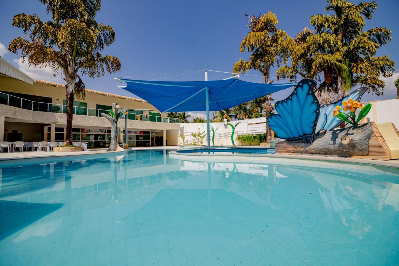 Diroma Resort Com Um Dia No Acqua Park Caldas Novas Exterior foto